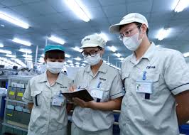 Việc t&iacute;ch hợp hệ thống thực - ảo v&agrave;o doanh nghiệp kh&ocirc;ng đơn thuần l&agrave; &aacute;p dụng c&ocirc;ng nghệ mới, m&agrave; l&agrave; sự thay đổi căn bản trong c&aacute;ch thức phối hợp v&agrave; cộng t&aacute;c.