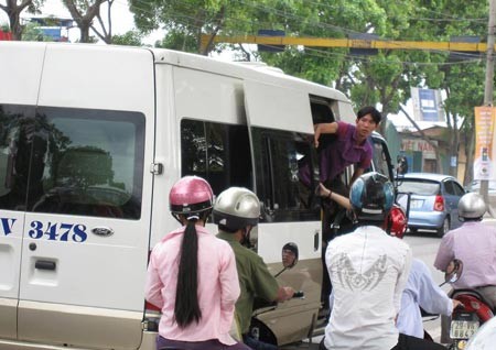 Bắt khách dọc đường